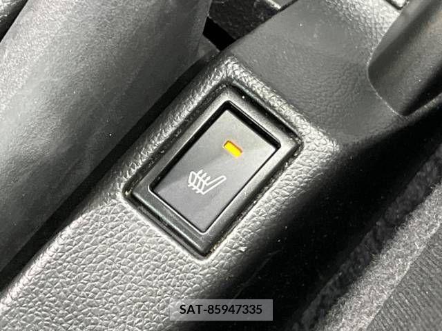 Suzuki SWIFT 2020-04 320951-5