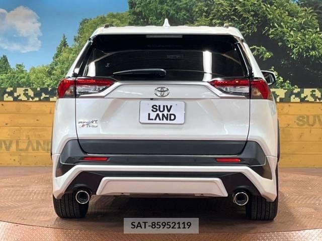 Toyota RAV4 2019-06 313135-16