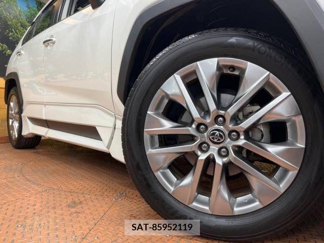 Toyota RAV4 2019-06 313135-14
