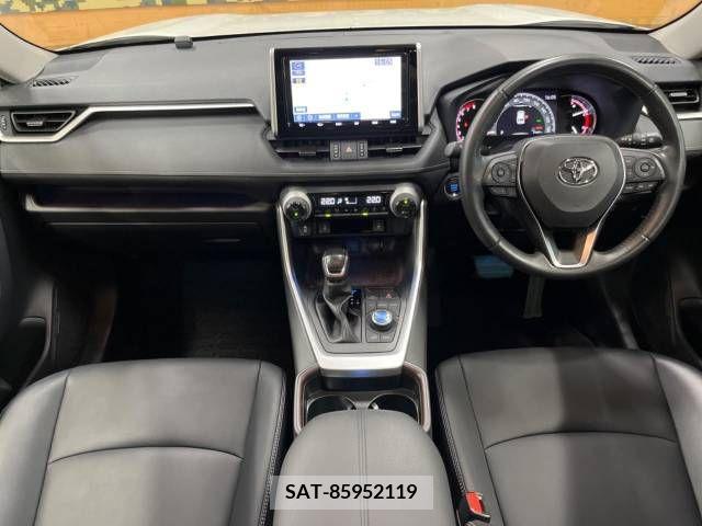 Toyota RAV4 2019-06 313135-1