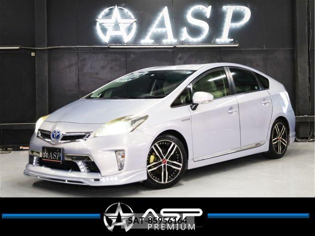 Toyota PRIUS 2013-06 282114-0