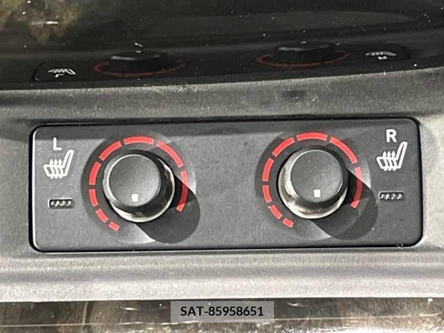Toyota VELLFIRE 2015-10 299314-7
