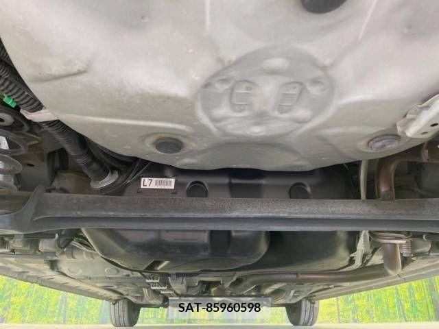 Toyota SPADE 2014-02 313693-16