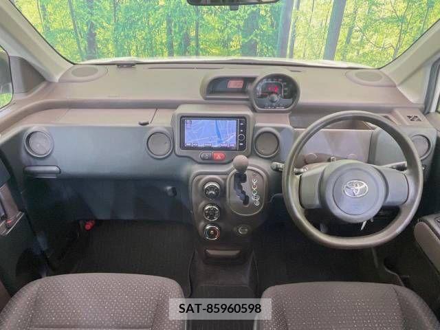 Toyota SPADE 2014-02 313693-1