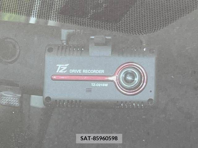 Toyota SPADE 2014-02 313693-4