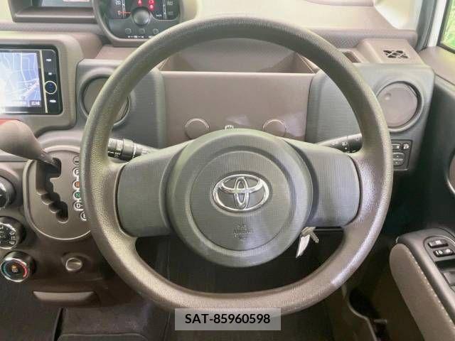 Toyota SPADE 2014-02 313693-17