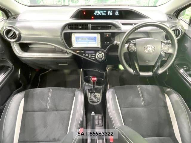 Toyota AQUA 2014-07 260596-1