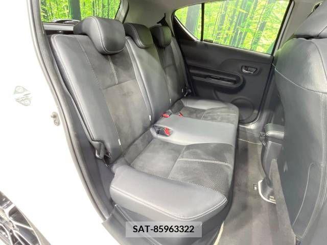 Toyota AQUA 2014-07 260596-9