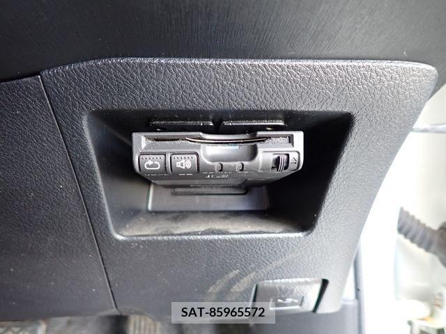 Toyota VITZ 2014-03 349605-24