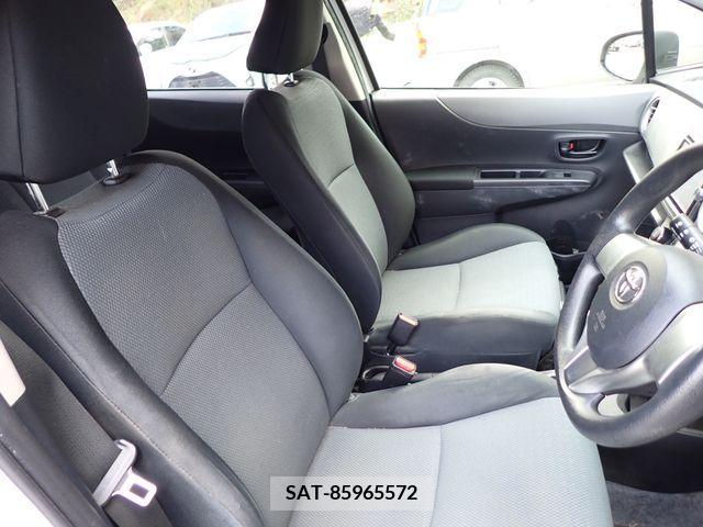 Toyota VITZ 2014-03 349605-15
