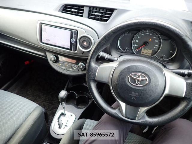 Toyota VITZ 2014-03 349605-14