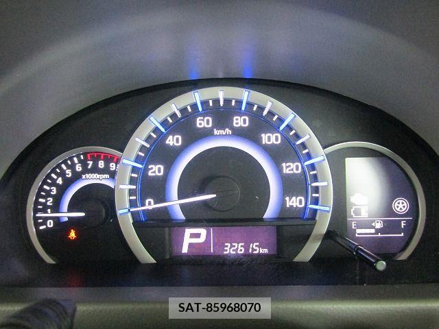 Suzuki SPACIA 2017-09 368472-7