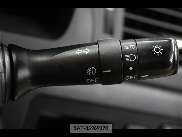 Lexus HS 2012-01 299787-8