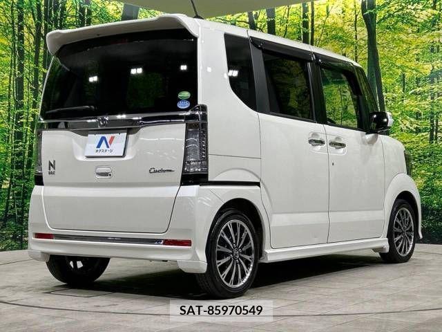 Honda N BOX CUSTOM 2015-10 209617-17