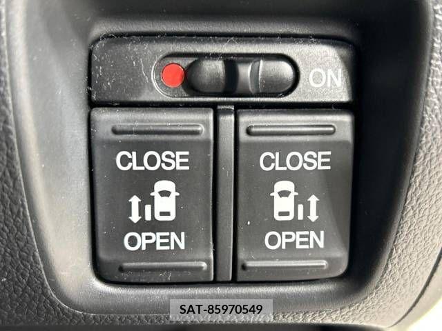 Honda N BOX CUSTOM 2015-10 209617-4