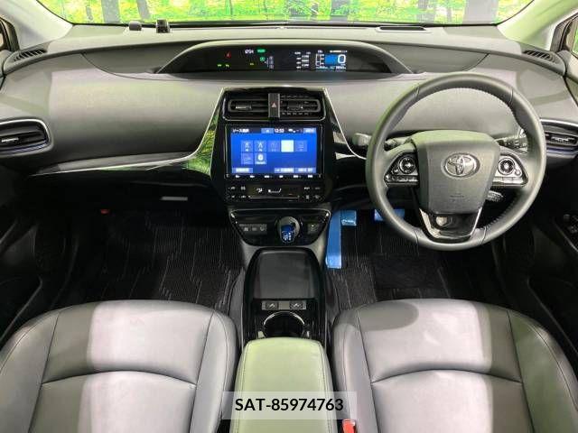 Toyota PRIUS 2019-06 375889-1