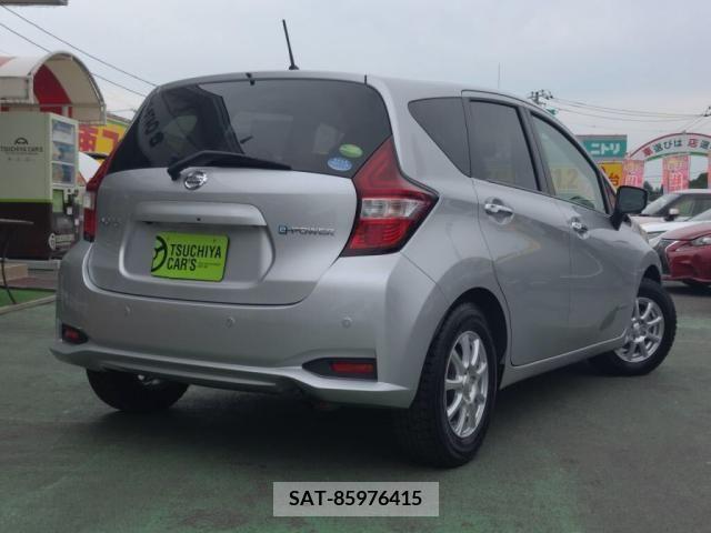 Nissan NOTE 2019-02 305478-1