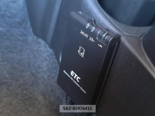 Nissan NOTE 2019-02 305478-16