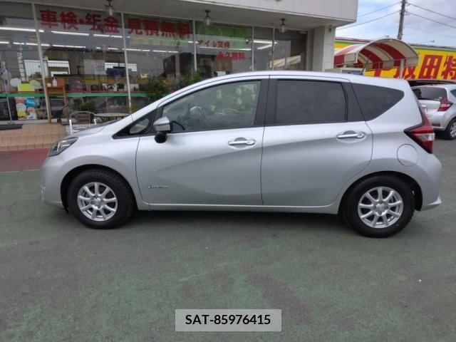 Nissan NOTE 2019-02 305478-11
