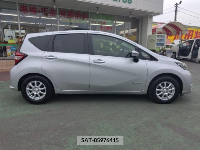 Nissan NOTE 2019-02 305478-10