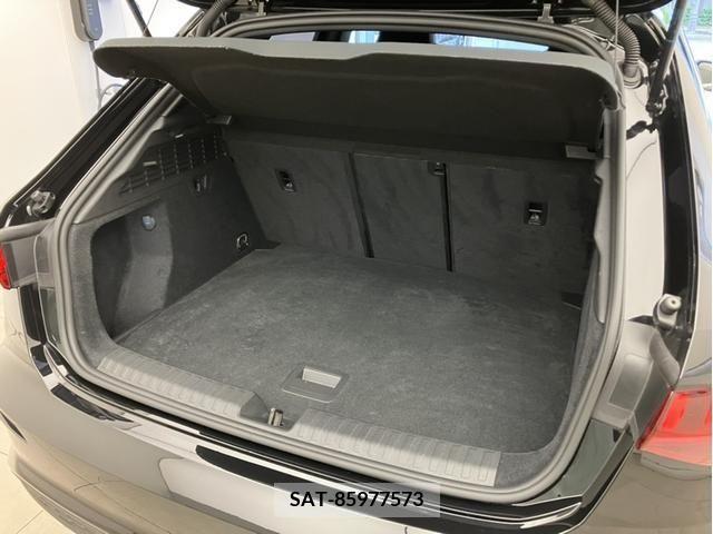 Audi A3 2021-06 338168-15