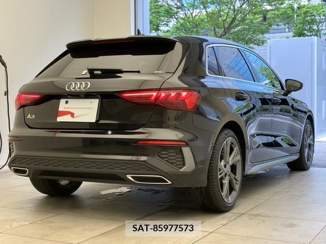 Audi A3 2021-06 338168-1