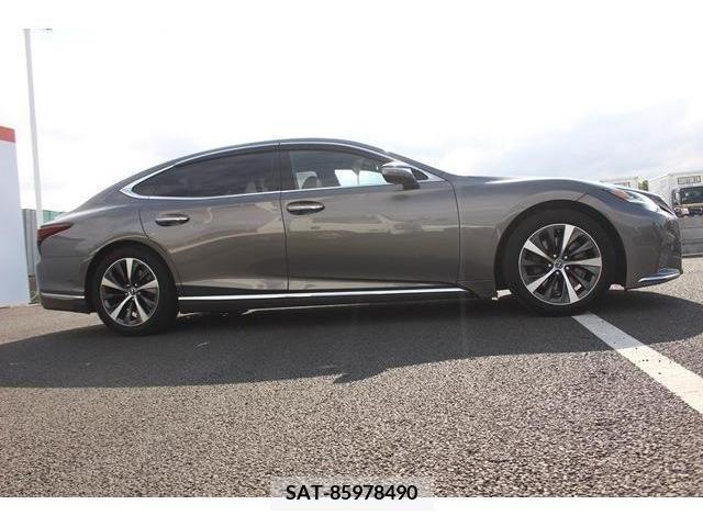 Lexus LS 2021-04 275816-6