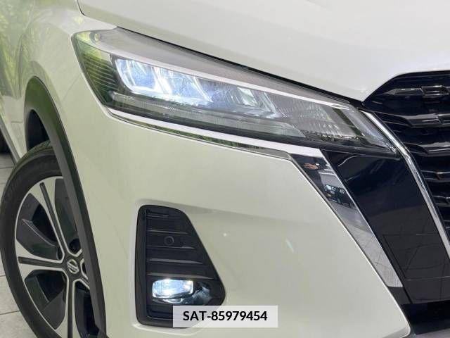 Nissan KICKS 2021-10 346204-12