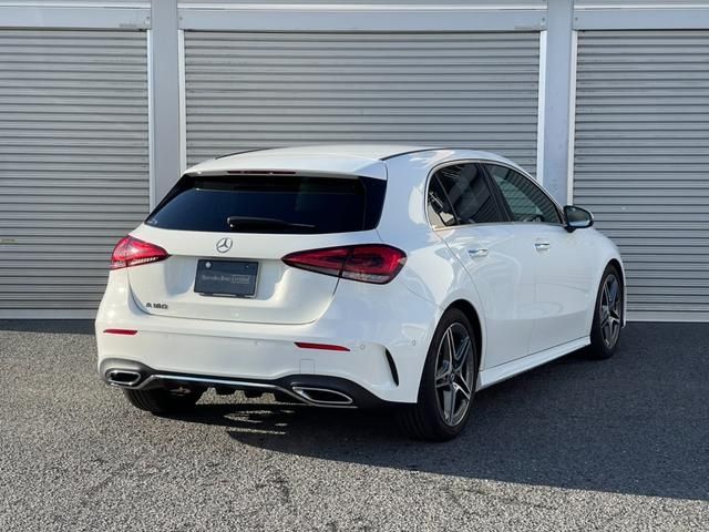Mercedes Benz A-CLASS 2018-12 21663-1