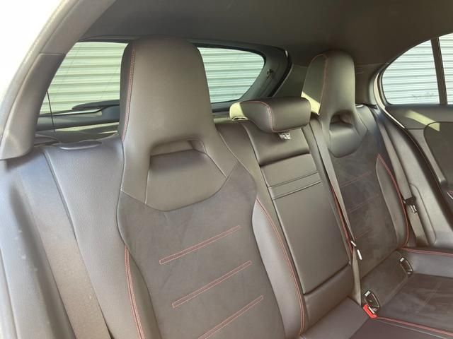 Mercedes Benz A-CLASS 2018-12 21663-14