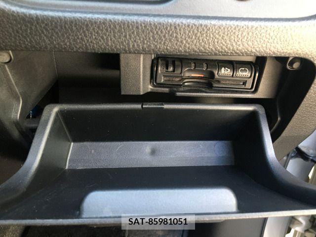 Nissan SERENA 2011-11 393842-7