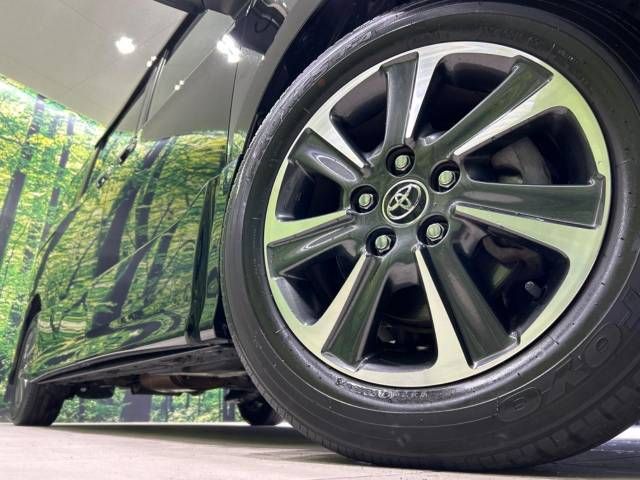 Toyota VOXY 2018-03 17822-10