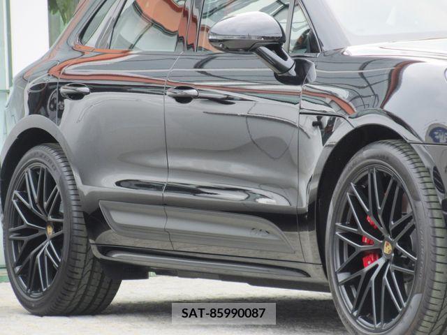 Porsche MACAN 2023-08 204078-5