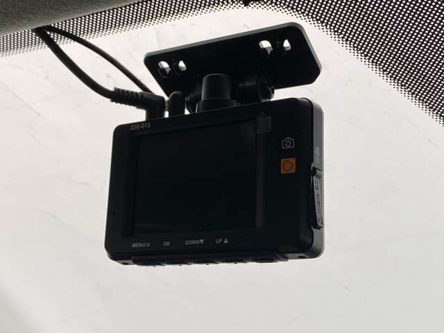 Mazda DEMIO 2015-08 28229-10