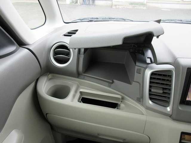 Suzuki SPACIA 2017-06 187750-10