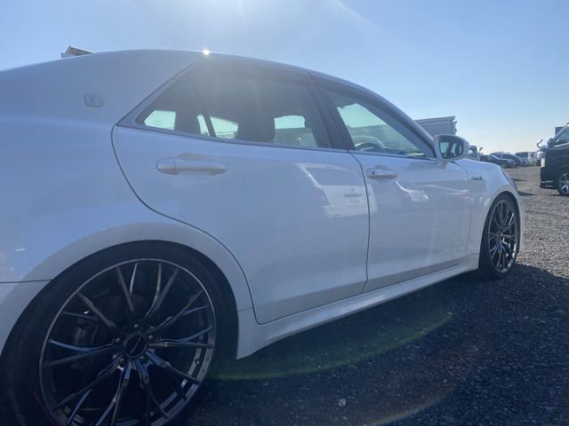 Toyota CROWN SEDAN 2017-03 5778-9