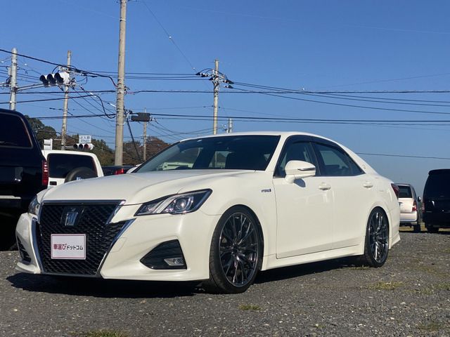 Toyota CROWN SEDAN 2017-03 5778-3