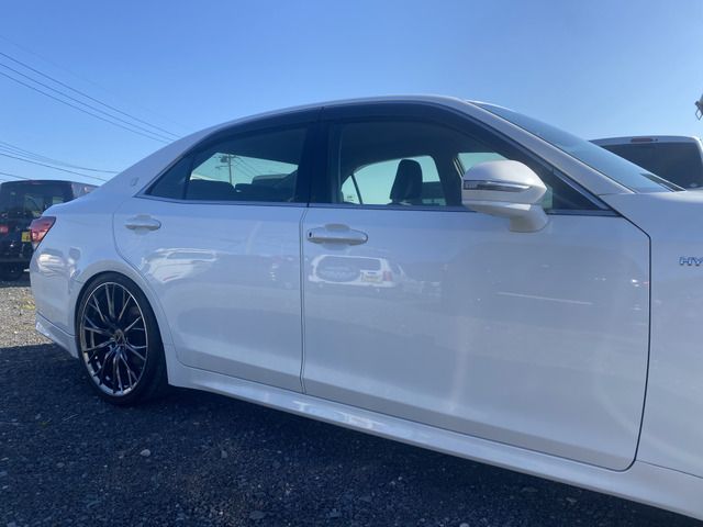 Toyota CROWN SEDAN 2017-03 5778-10