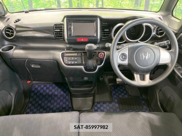 Honda N BOX CUSTOM 2015-01 306558-1