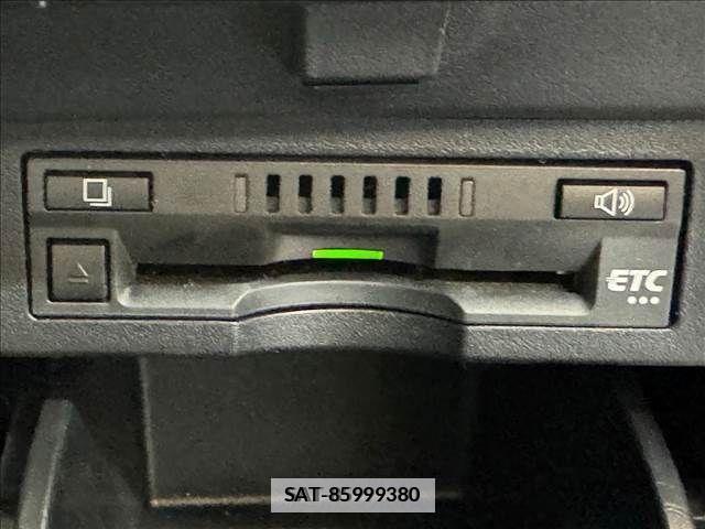 Toyota ALPHARD 2017-06 299390-10