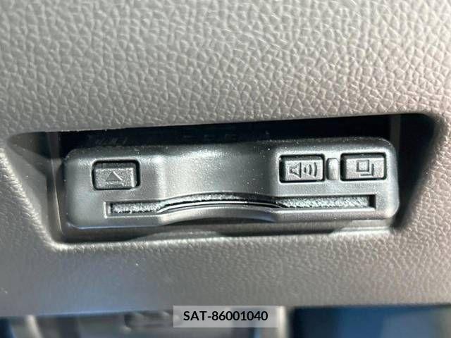 Suzuki SWIFT 2022-05 331447-6