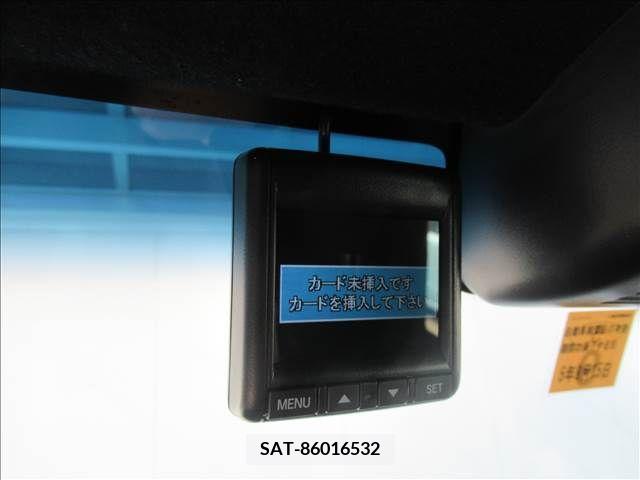 Honda N BOX CUSTOM 2018-03 298077-12