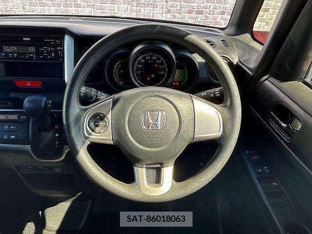 Honda N BOX 2016-02 237169-13