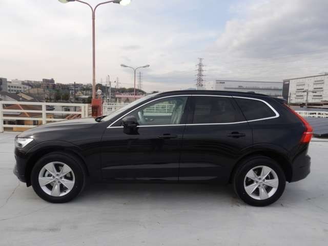 Volvo XC60 2022-11 5162-8