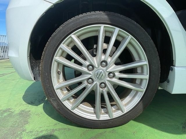 Suzuki SWIFT 2014-06 20424-26