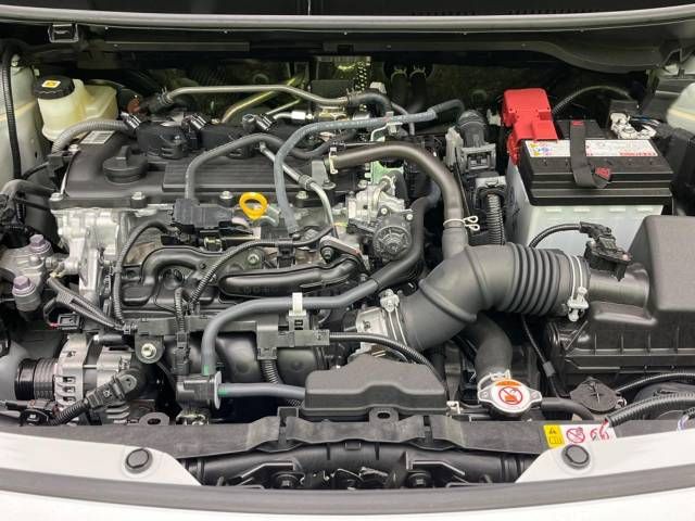 Toyota YARIS CROSS 2023-07 194877-18