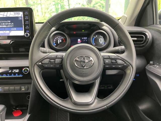 Toyota YARIS CROSS 2023-07 194877-11