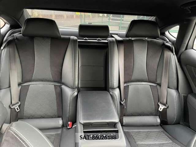 Toyota LS 2021-12 252851-18