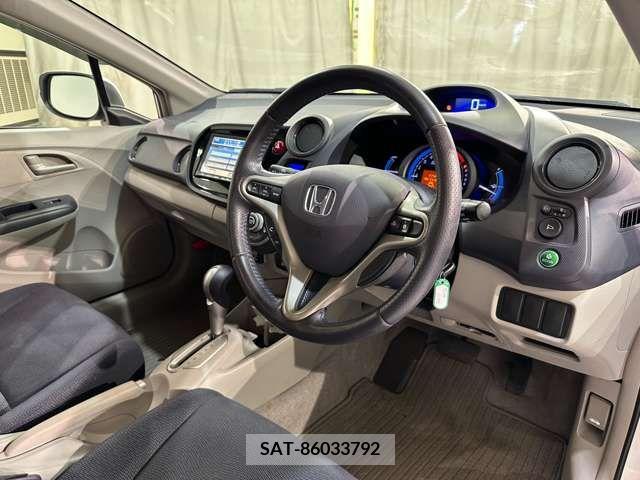 Honda INSIGHT 2009-05 321006-11