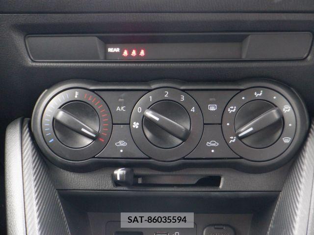 Mazda MAZDA2 2022-05 207710-7